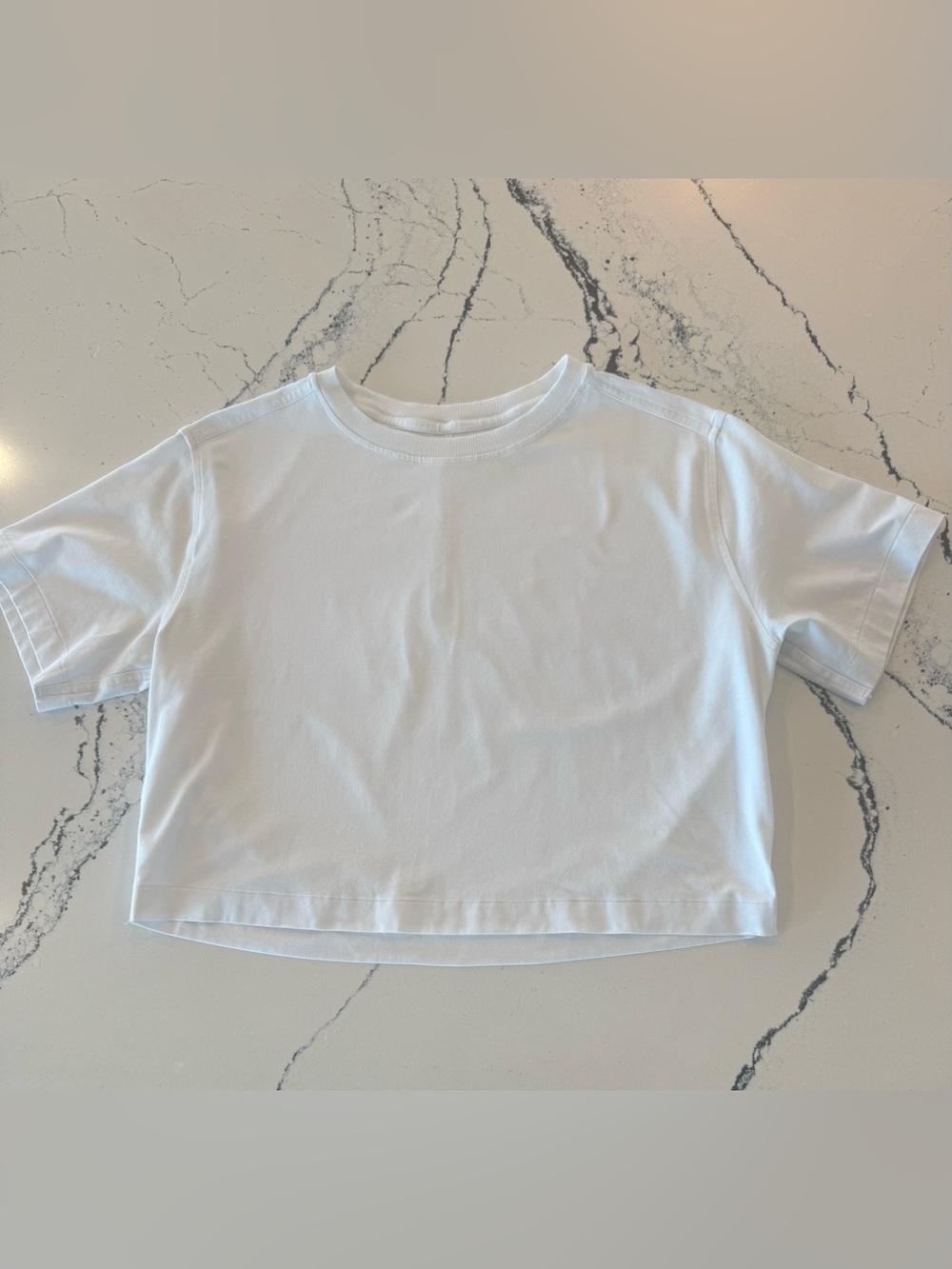 lululemon NWT Women’s All Yours Organic Cotton-Blend Cropped T-Shirt Medium